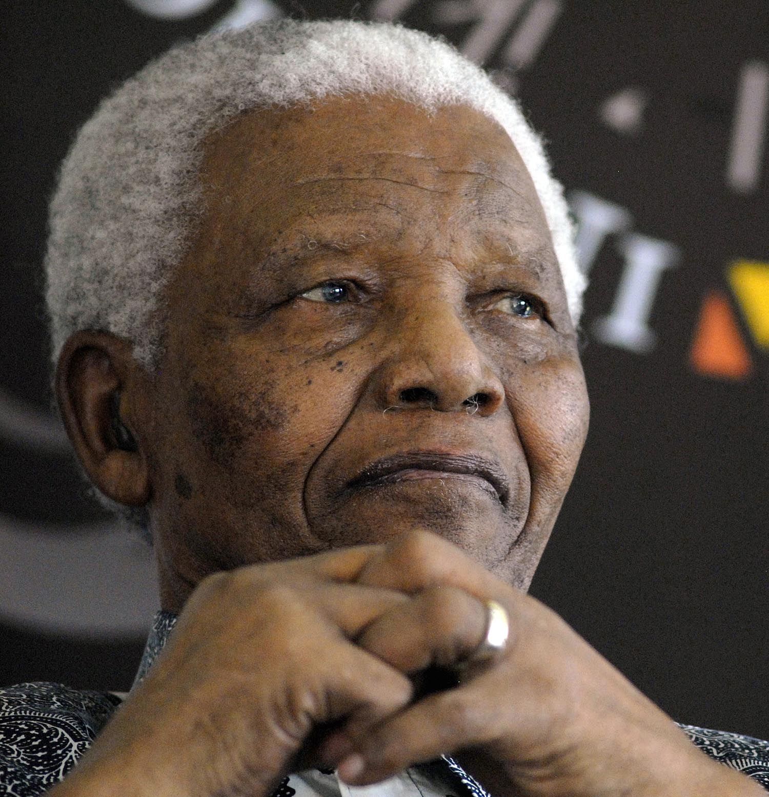 Nelson Mandela hands (AFP)