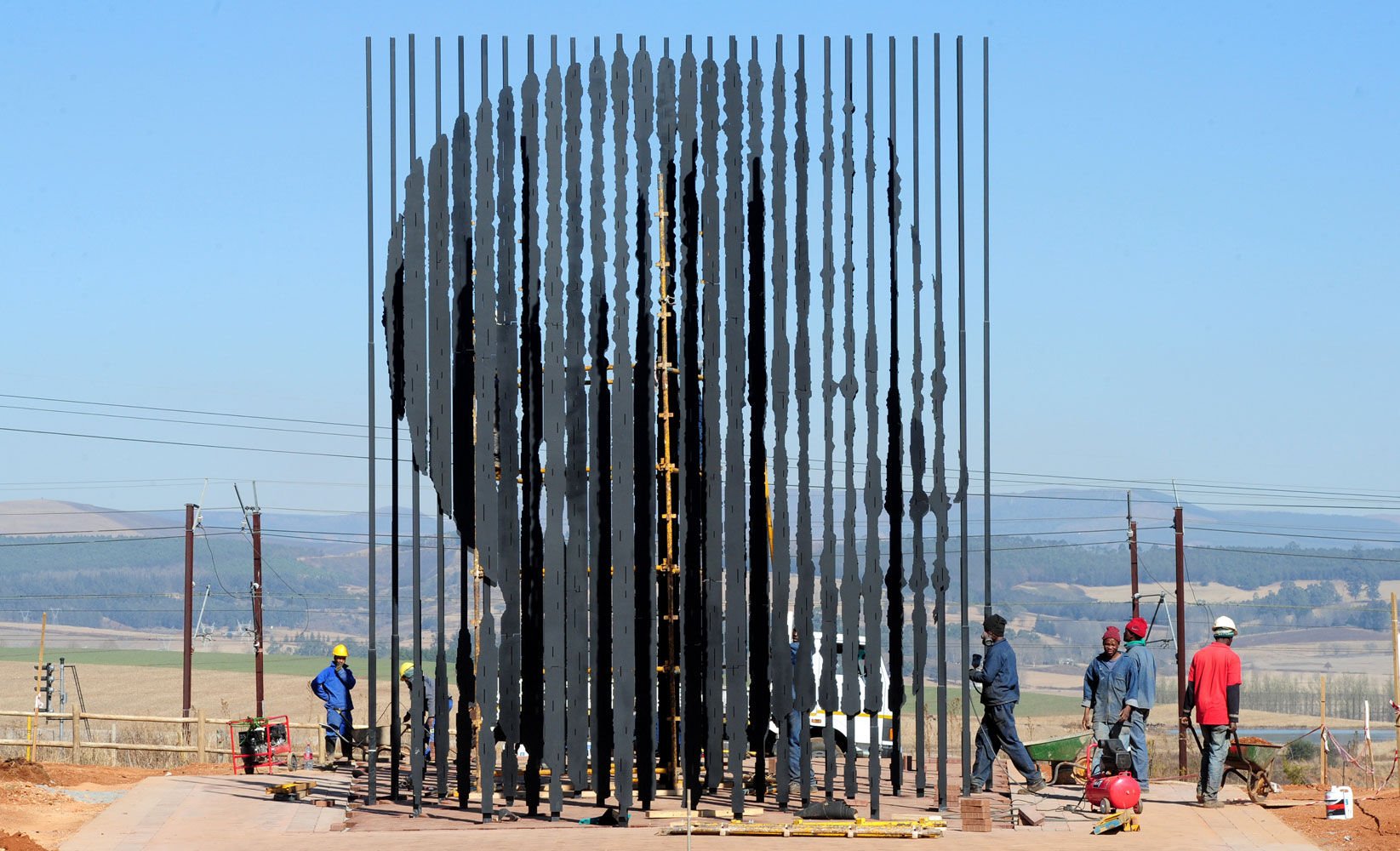 A statue comprising of 50 steel columns to commemorate 50 years since Mandela was arrested and charged for treason has been unveiled in Howick. (Ian Carbutt, Gallo)