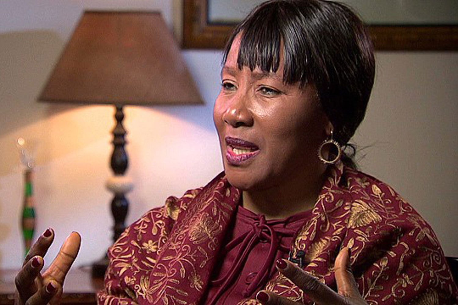 VIDEO: For Nelson Mandela's daughter Makaziwe Mandela, the former president's declining health is not a global event but a deeply personal issue.