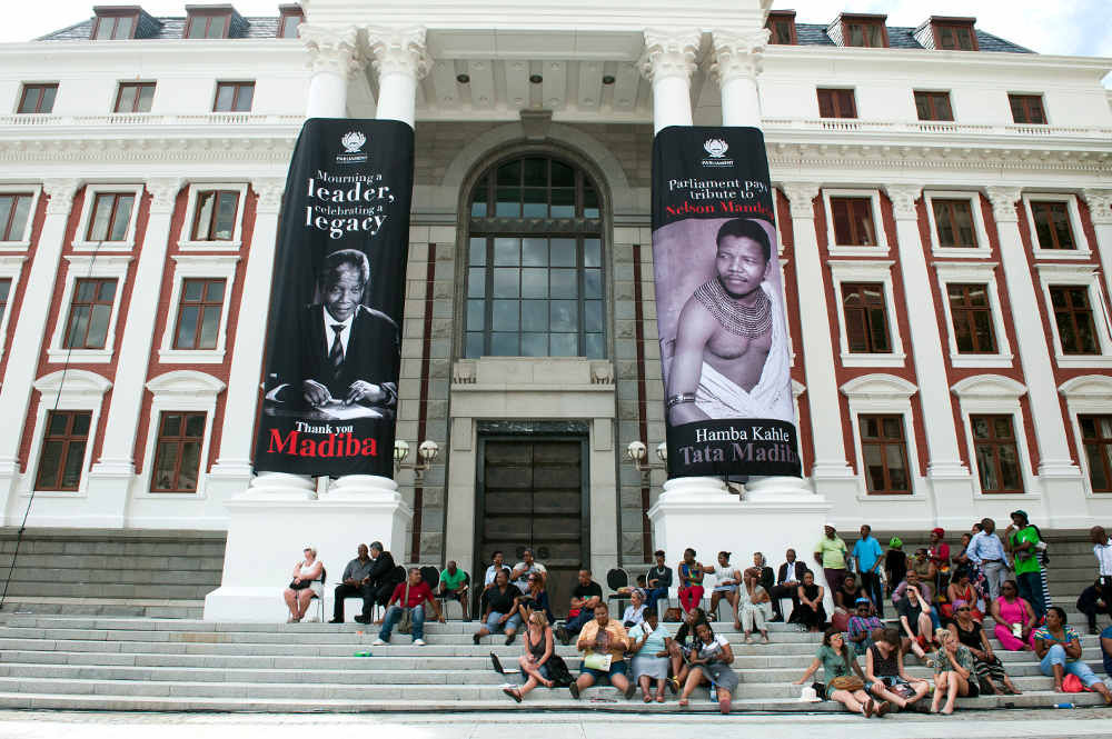Parliament celebrates Mandela at special sitting
